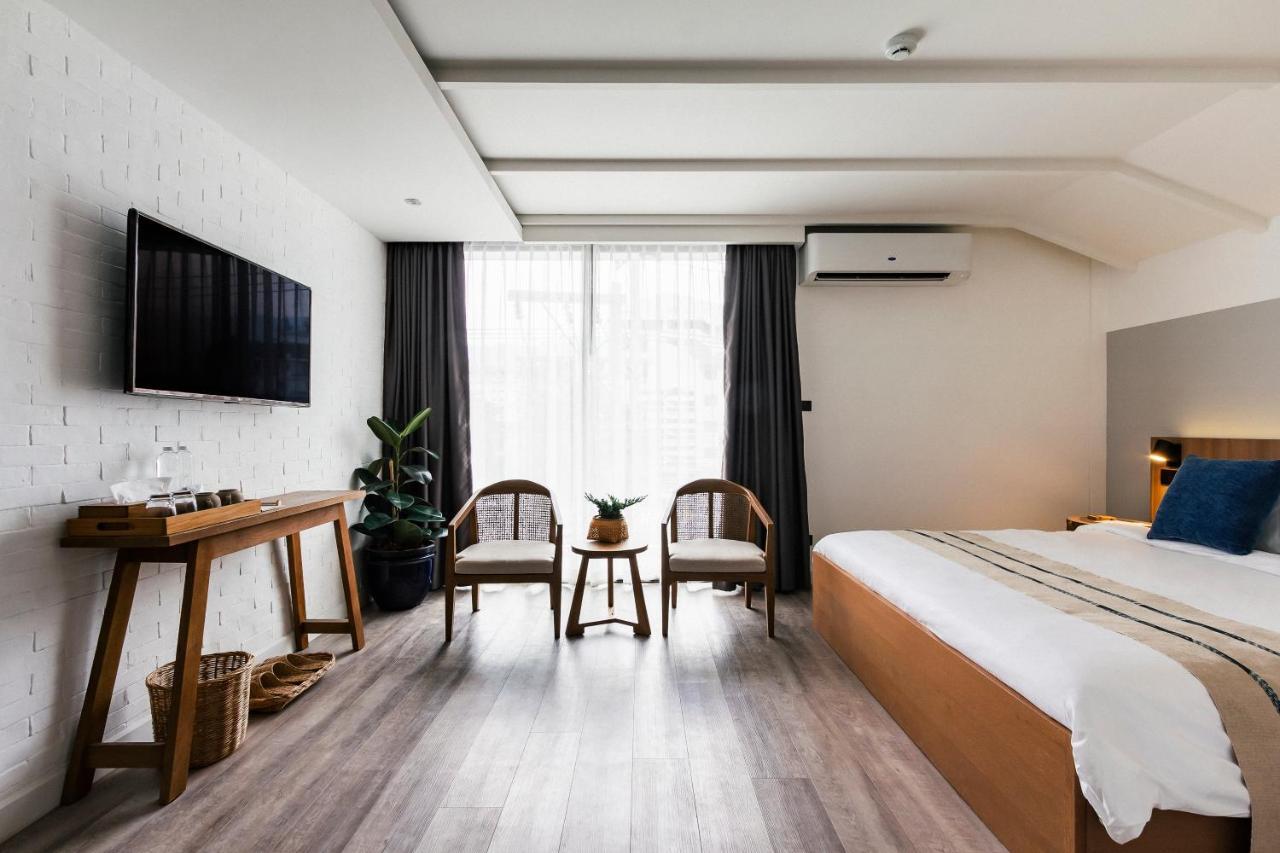 Homm Boutique Hotel Chiang Mai Exterior photo